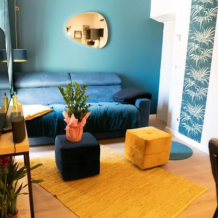 Coeur De Ville T2, Terrasse, Clim Tt Equipe, Parking Санари-сюр-Мер Екстериор снимка